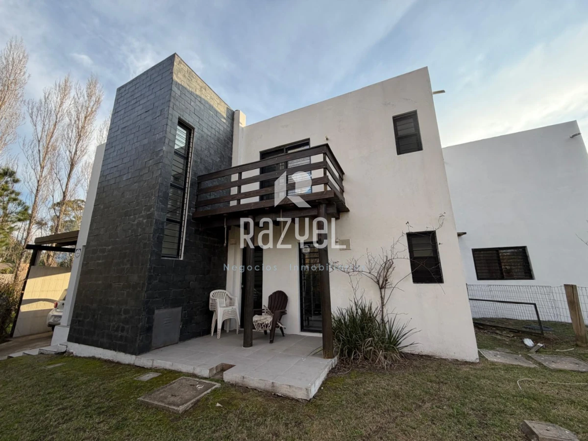Casa ID.1288 - Casa en venta Pinares 3 dormitorios 