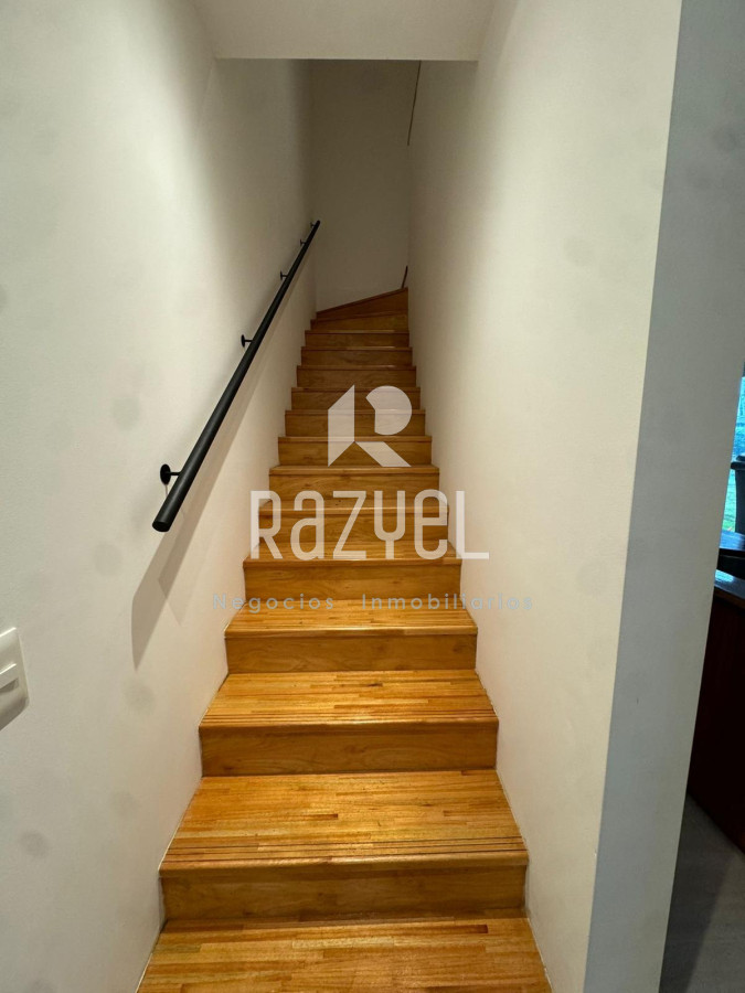 Casa ID.398 - CASA DE 3 DORMITORIOS EN ALQUILER ANUAL