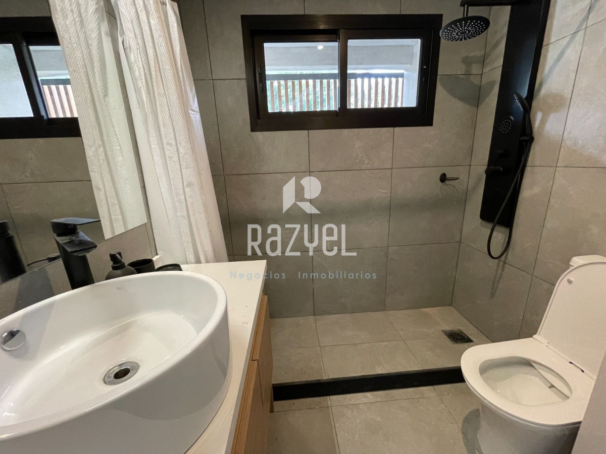 Casa ID.1021 - 🏠  Hermosa casa en ALQUILER ANUAL y VENTA 