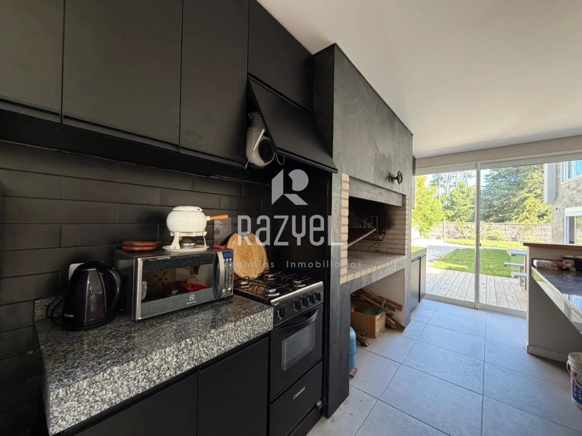 Casa ID.933 - Casa a Estrenar en P 27