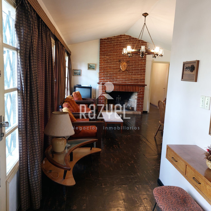 Casa ID.528 - Casa de 4 dormitorios alquiler anual 
