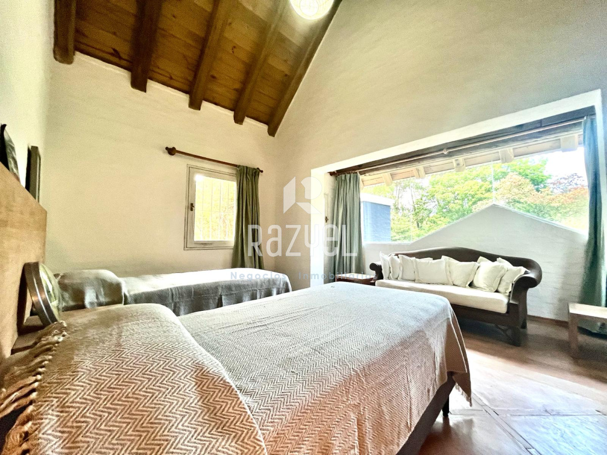 Casa ID.666 - Magnifica casa para vivir todo el anio y disfrutar de sus comodidades.