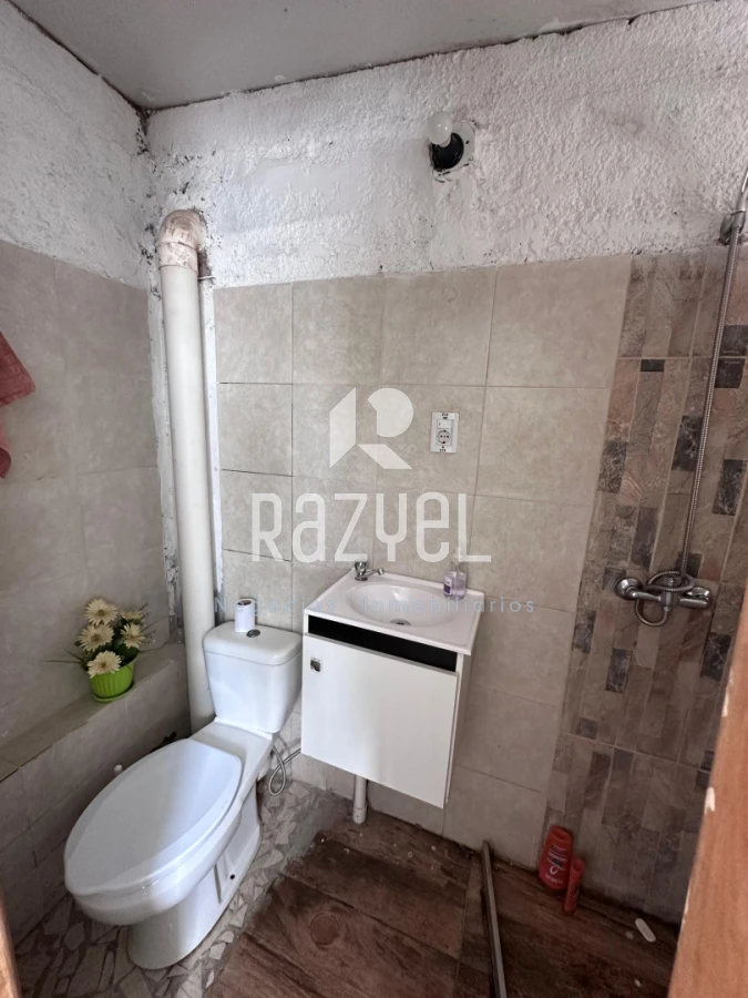 Casa ID.1236 - “Dos casas en un padrón , San Carlos .No apta banco”