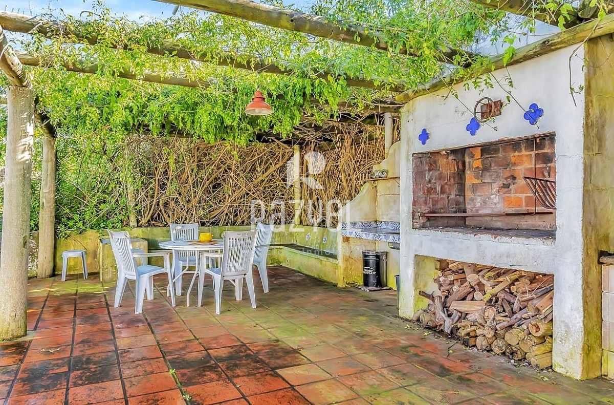 Casa ID.1104 - Casa En Venta Las Grutas, Punta Ballena