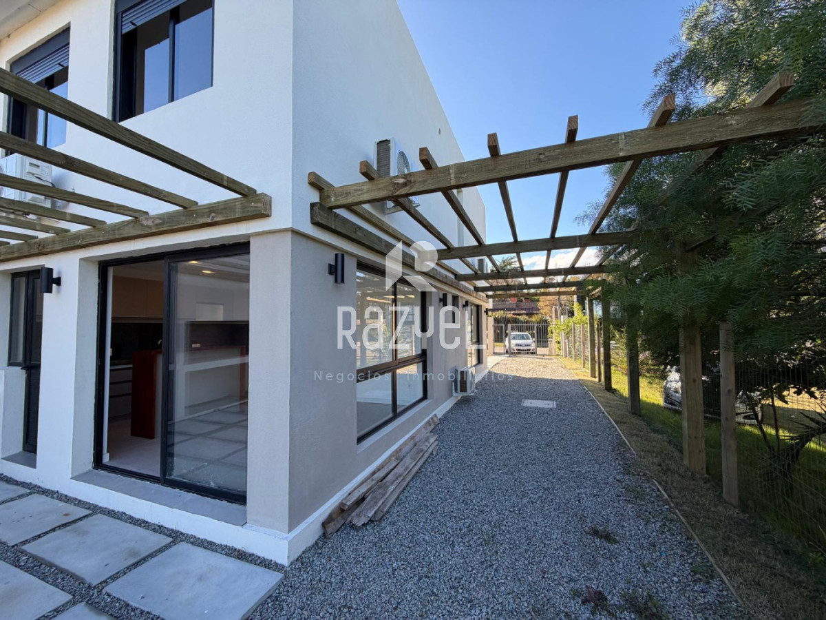Casa ID.1271 - Casa a Estrenar en Pinares, Punta del Este