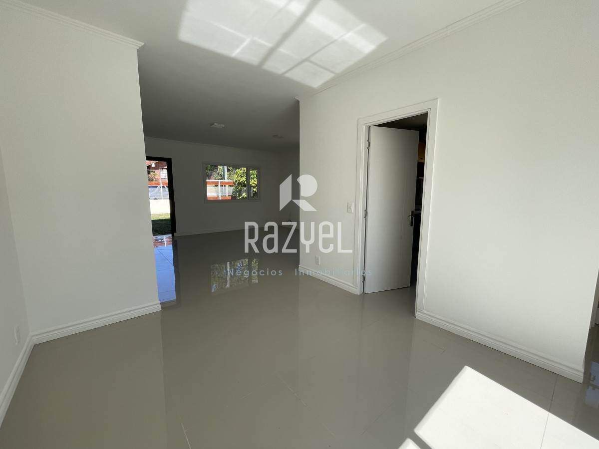 Casa ID.1170 - Casa en Punta del Este, Pinares