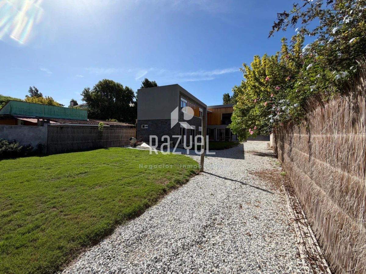 Casa ID.933 - Casa a Estrenar en P 27