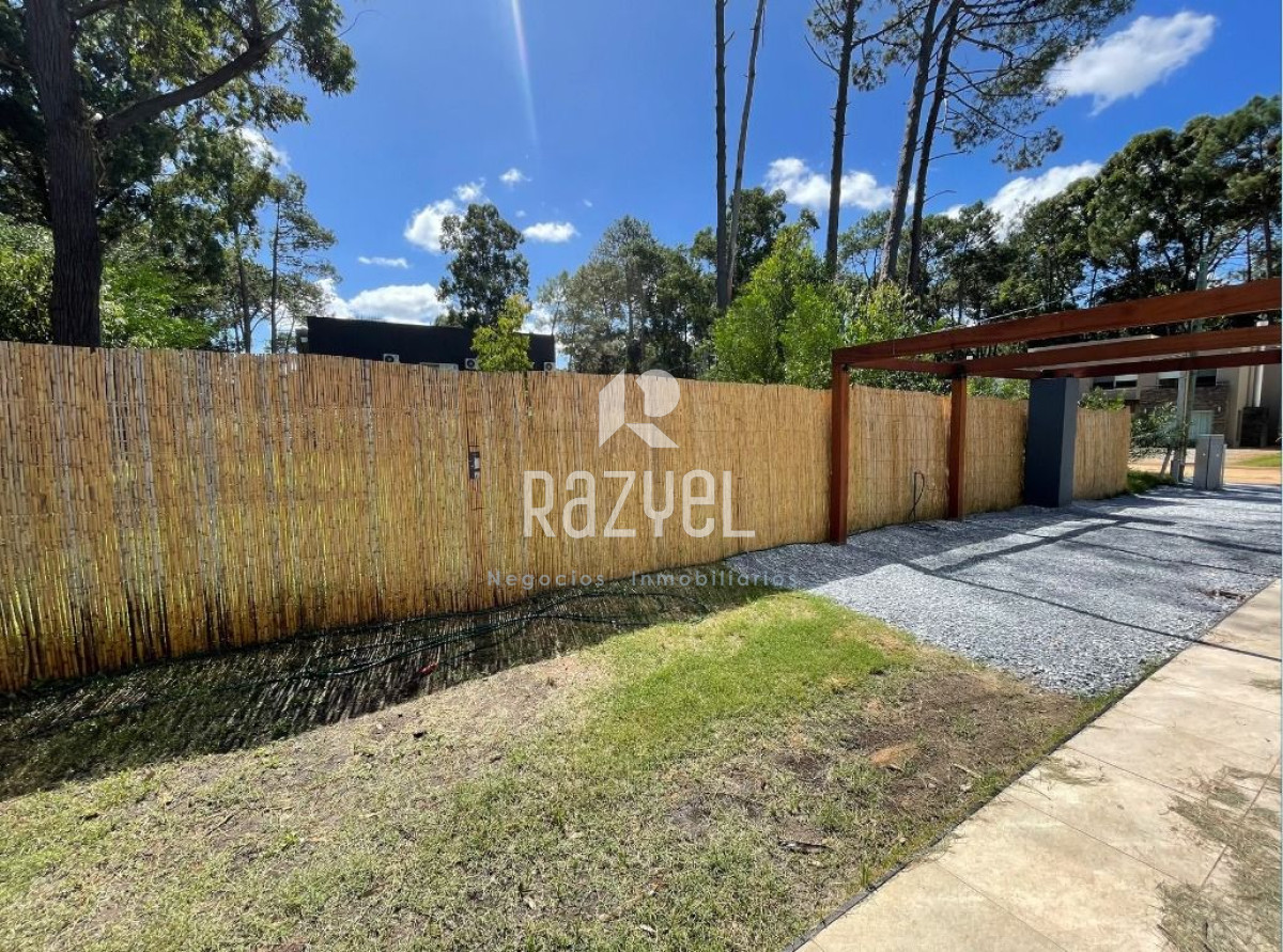 Casa ID.1021 - 🏠  Hermosa casa en ALQUILER ANUAL y VENTA 