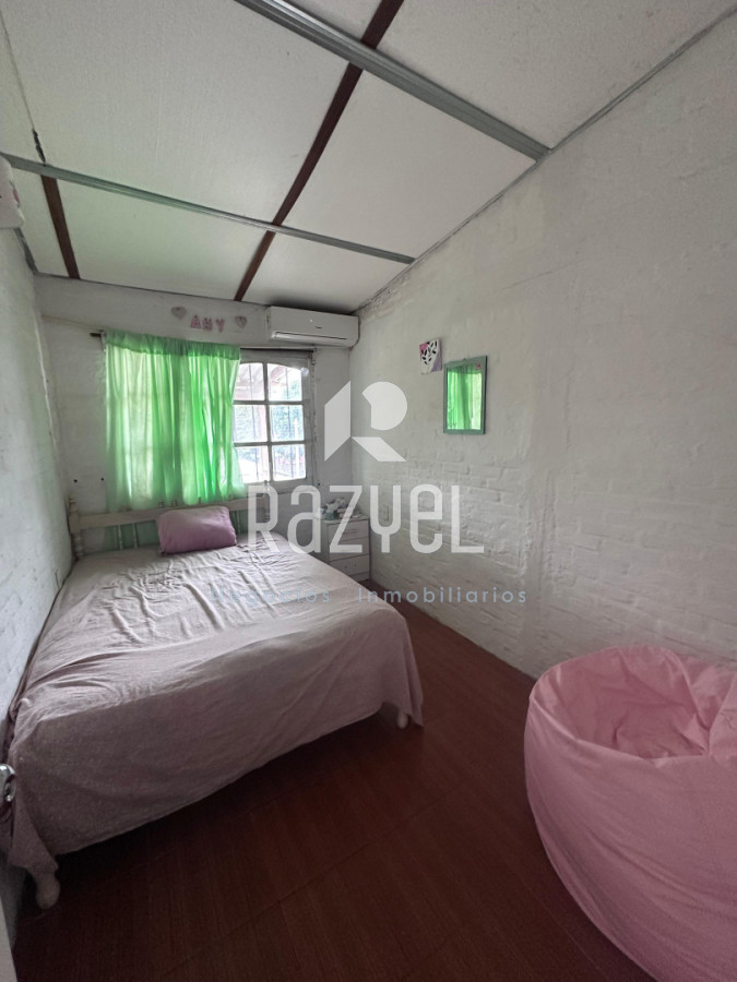 Casa ID.1236 - “Dos casas en un padrón , San Carlos .No apta banco”