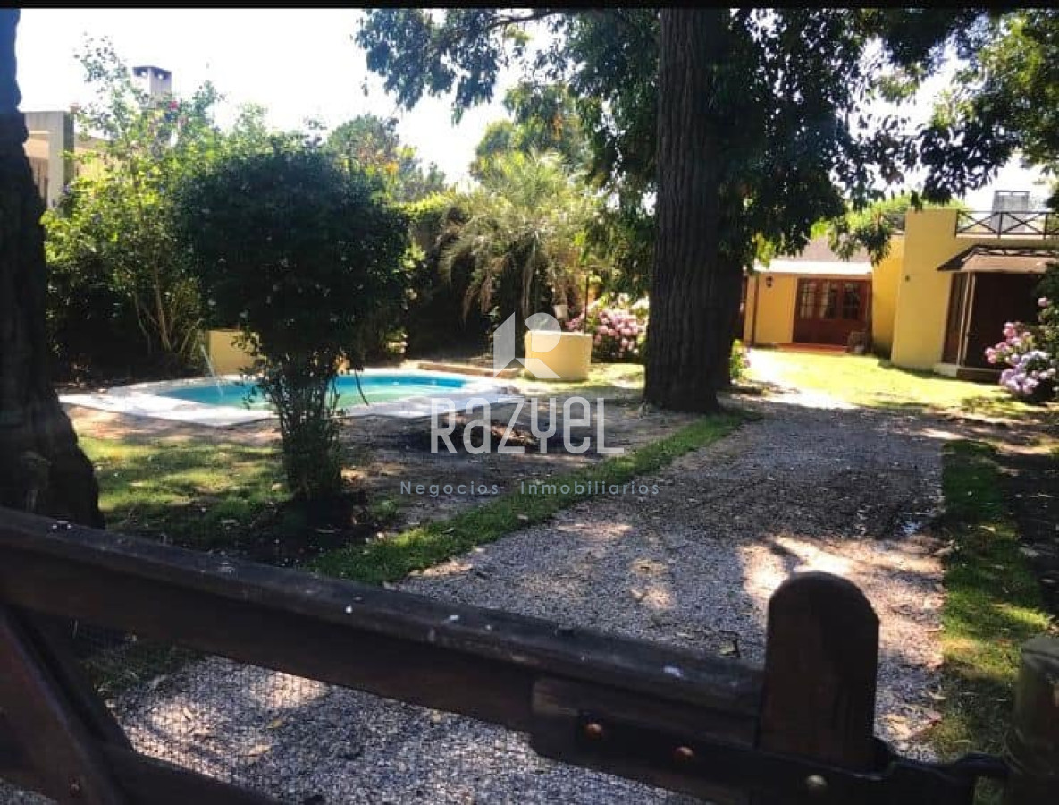 Casa ID.430 - HERMOSA CASA EN VENTA EN PINARES