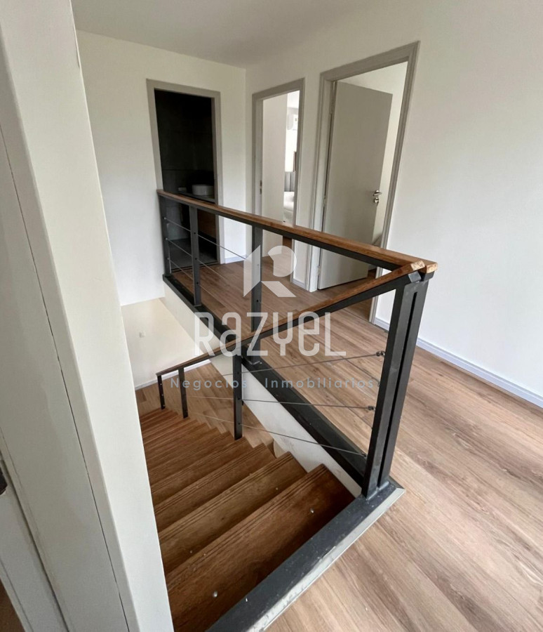 Casa ID.1021 - 🏠  Hermosa casa en ALQUILER ANUAL y VENTA 