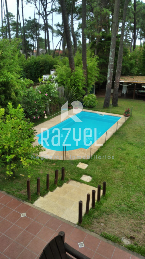 Casa ID.394 - Casa 4 dormitorios Pinares 