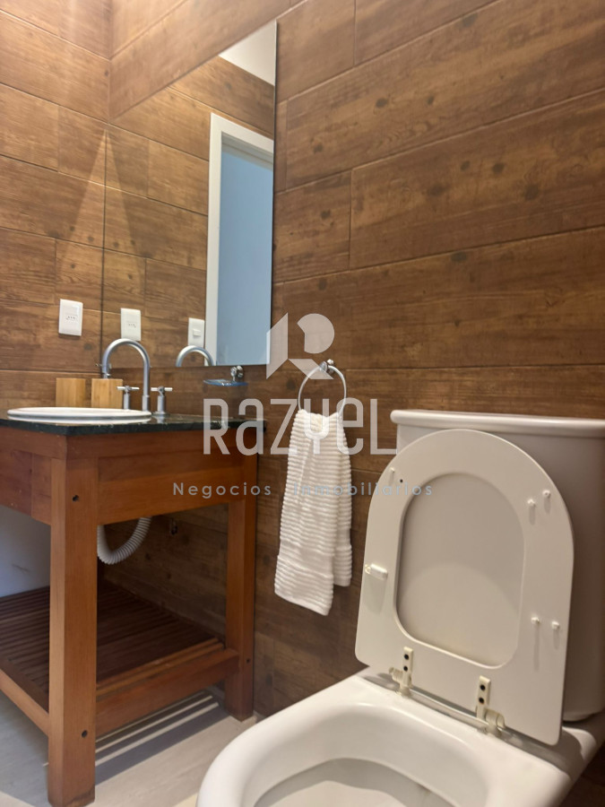 Casa ID.398 - CASA DE 3 DORMITORIOS EN ALQUILER ANUAL