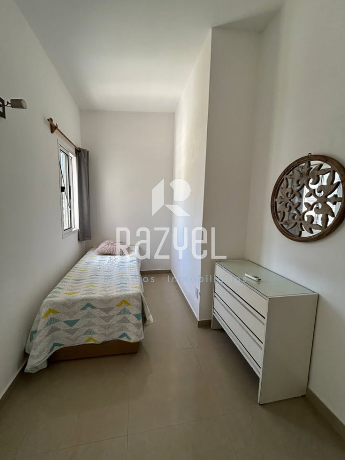 Casa ID.873 - Casa en alquiler Anual