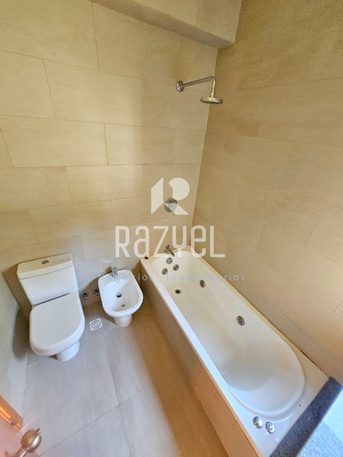 Casa ID.1103 - Casa en club del lago vista al golf 