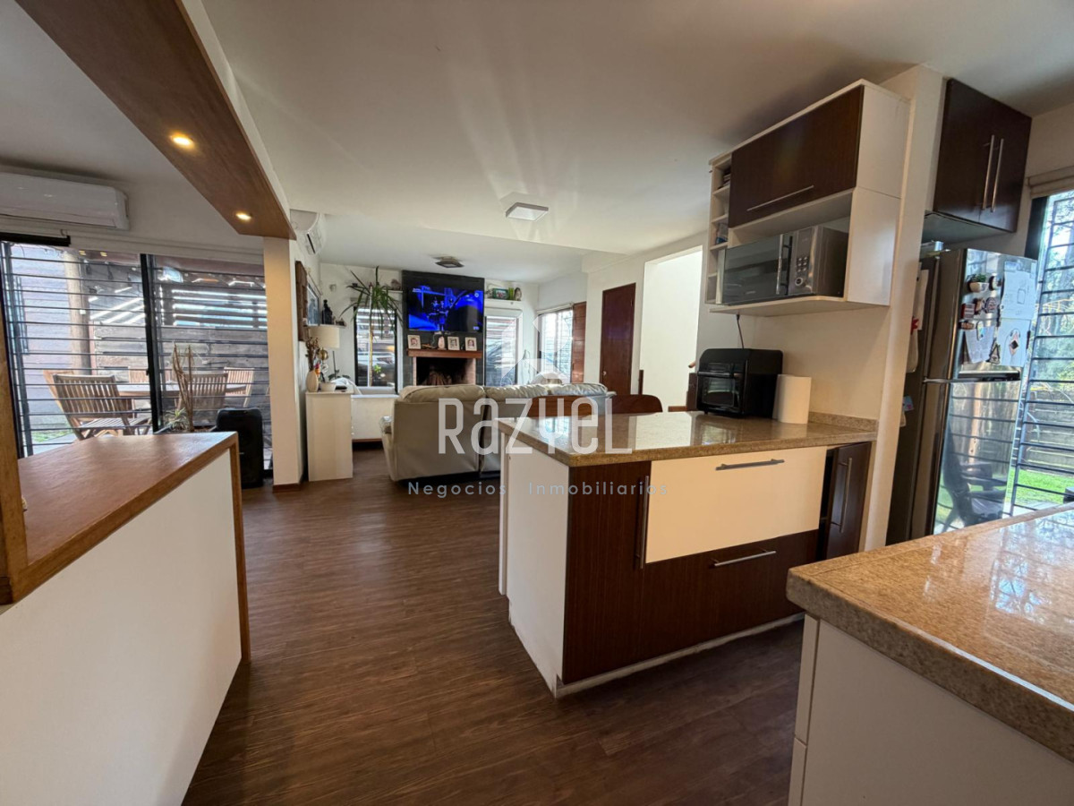 Casa ID.1287 - Casa en venta Pinares 4 dormitorios