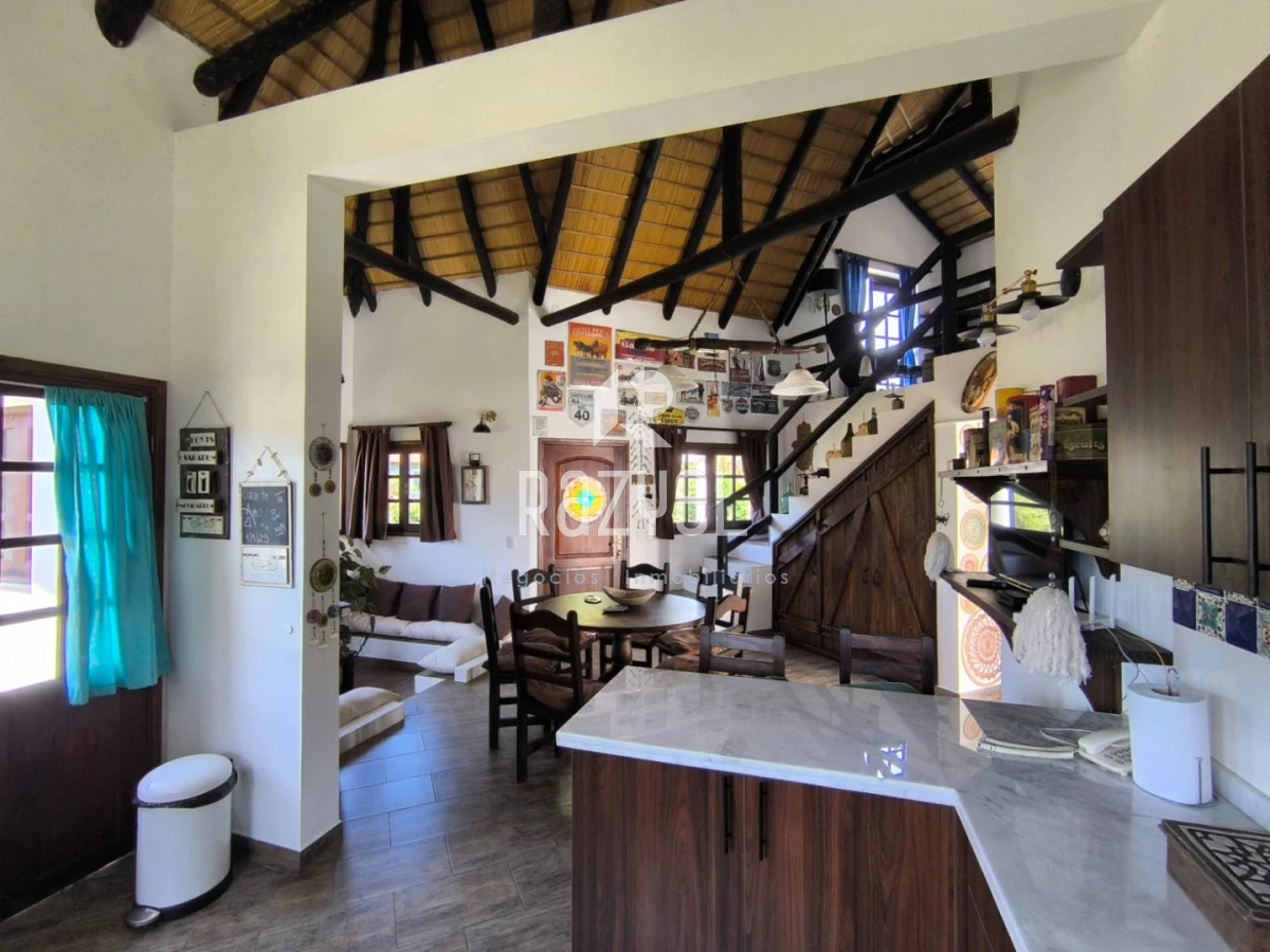 Casa ID.1153 - Casa en Venta. Pinares