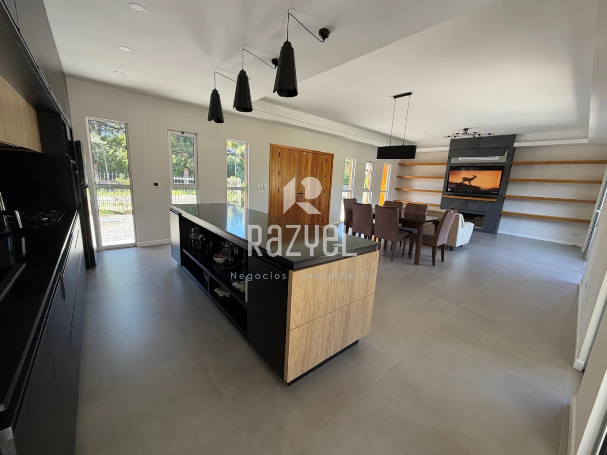 Casa ID.933 - Casa a Estrenar en P 27