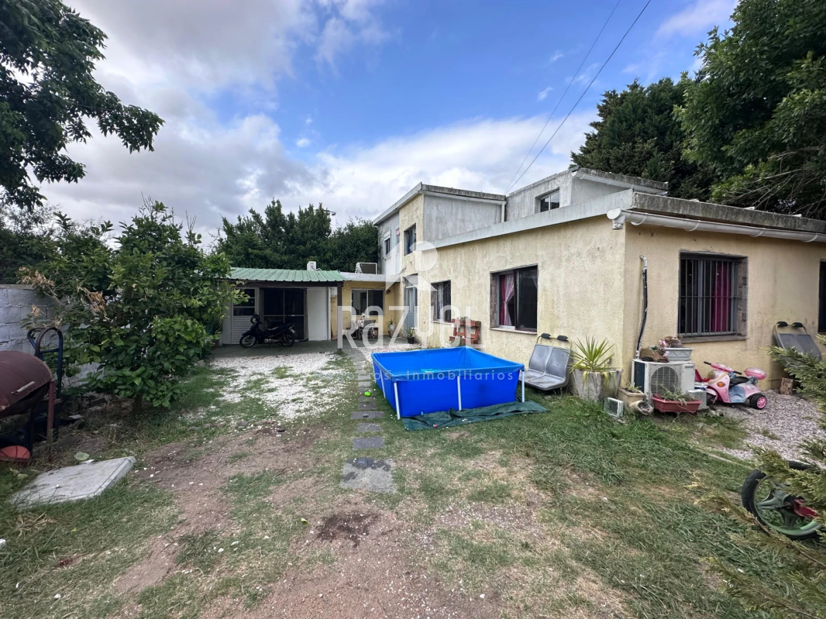 Casa ID.1236 - “Dos casas en un padrón , San Carlos .No apta banco”