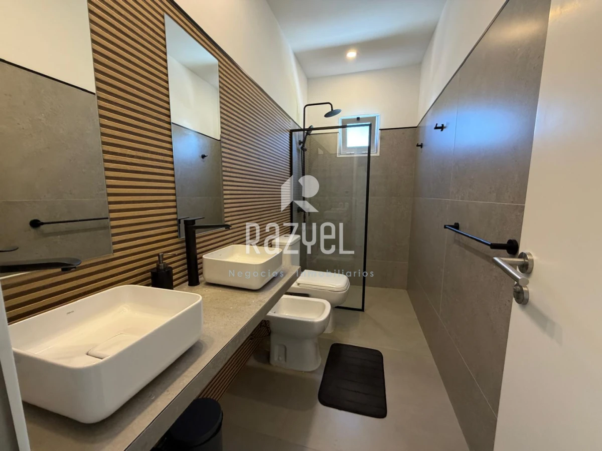 Casa ID.933 - Casa a Estrenar en P 27