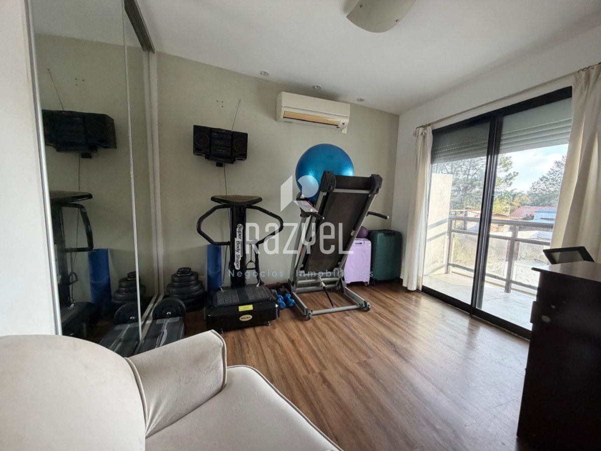 Casa ID.1287 - Casa en venta Pinares 4 dormitorios