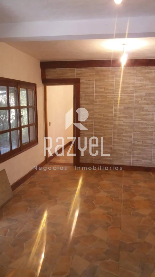 Casa ID.1076 - Casa 2 plantas a 2 cuadras de la playa,3 dorm y 2 baños. Balneario Buenos Aires.