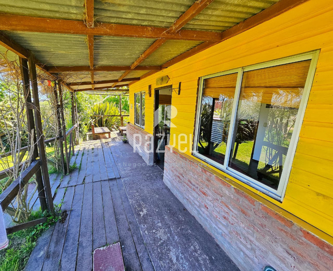 Casa ID.1133 - Oportunidad única en Miramar Acres, Terreno 900 m2 con casa a minutos del mar