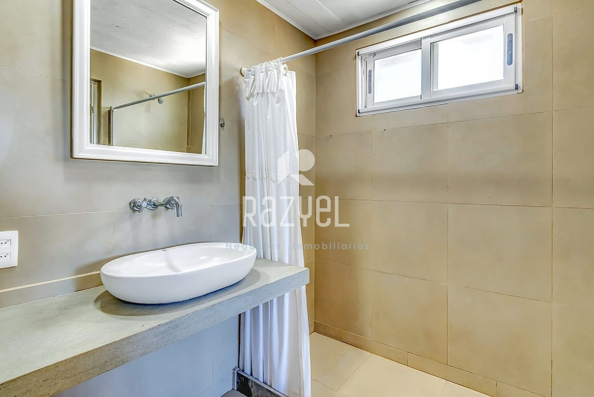 Casa ID.1104 - Casa En Venta Las Grutas, Punta Ballena