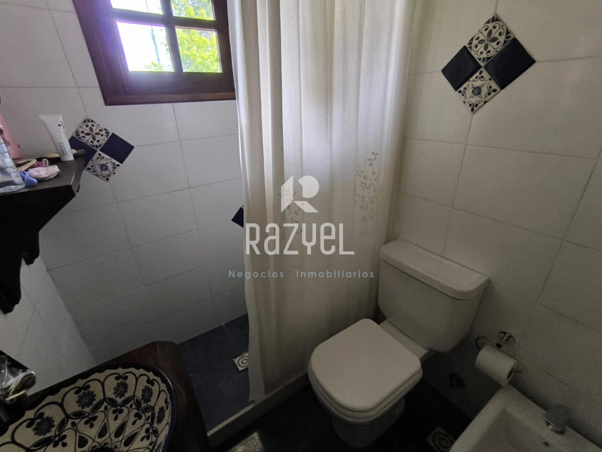 Casa ID.1153 - Casa en Venta. Pinares