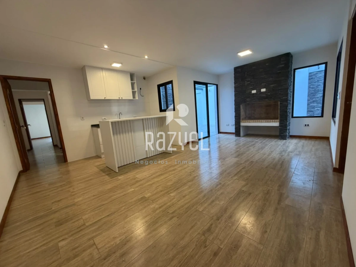 Casa ID.1289 - Casa en venta 3 dormitorios 2 baños Burnett