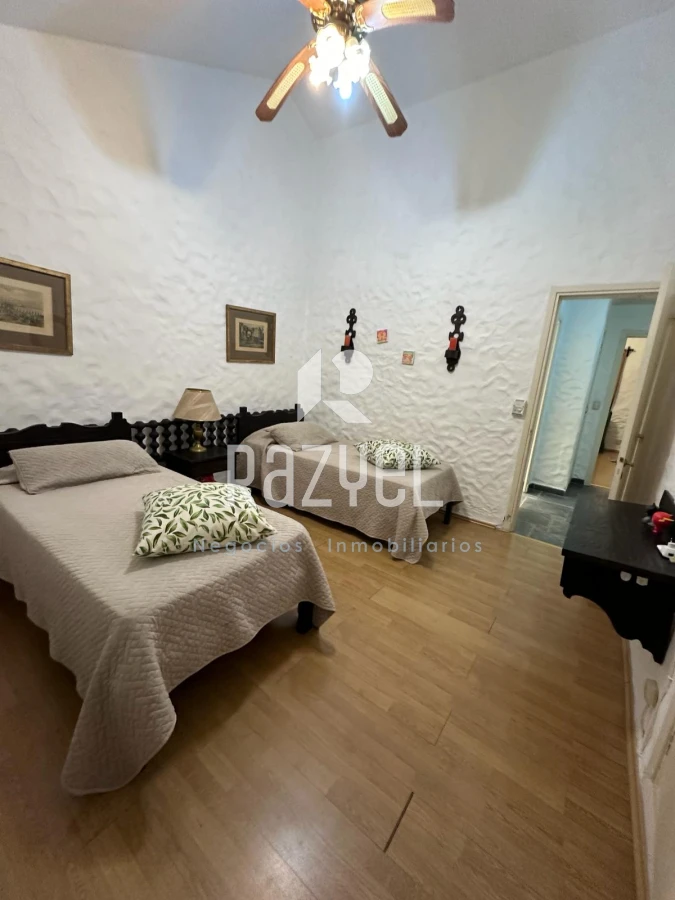 Casa ID.384 - Casa en Alquiler Anual y Venta