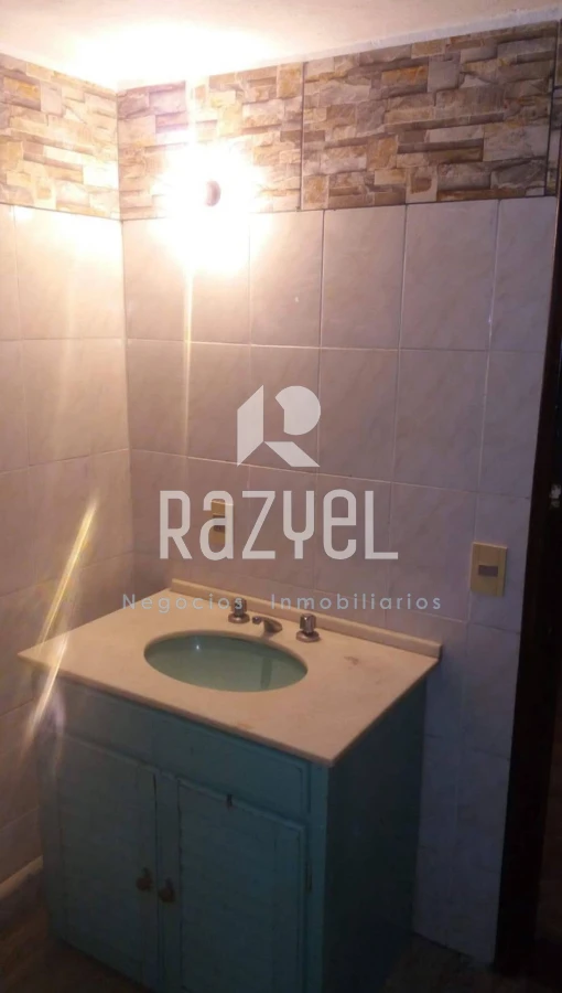 Casa ID.1076 - Casa 2 plantas a 2 cuadras de la playa,3 dorm y 2 baños. Balneario Buenos Aires.
