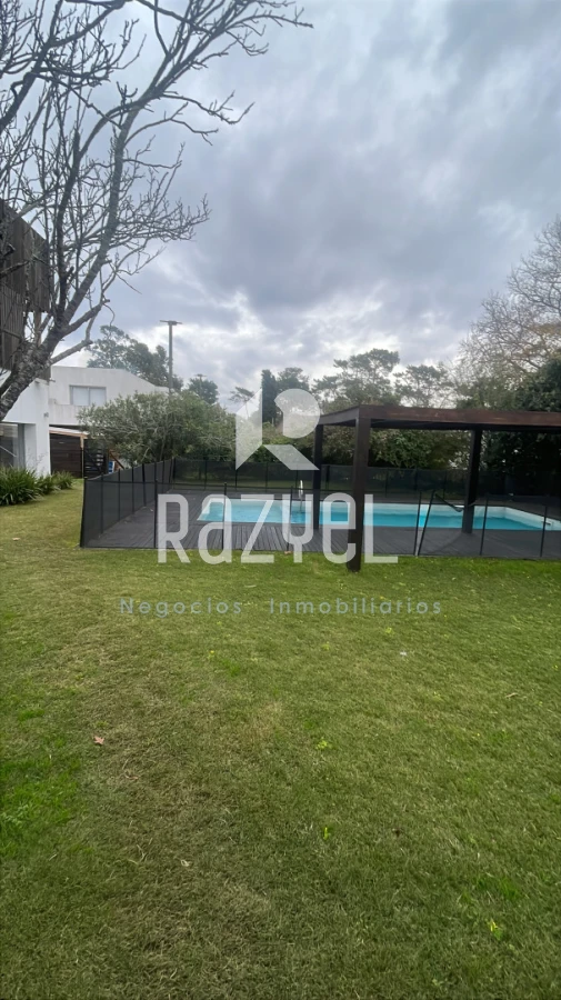 Casa ID.1277 - Casa en Alquiler Anual Pinares