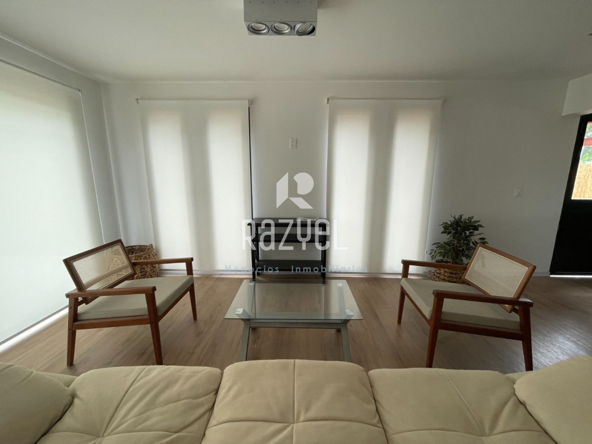 Casa ID.1021 - 🏠  Hermosa casa en ALQUILER ANUAL y VENTA 