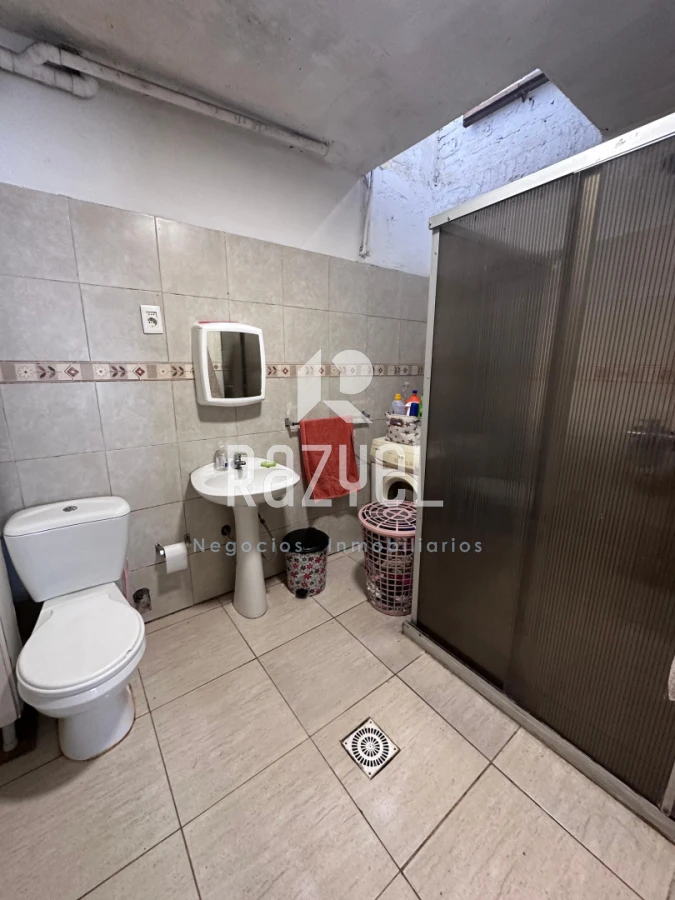 Casa ID.1236 - “Dos casas en un padrón , San Carlos .No apta banco”