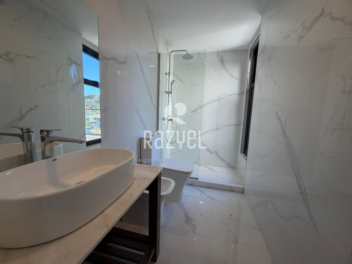 Casa ID.1271 - Casa a Estrenar en Pinares, Punta del Este