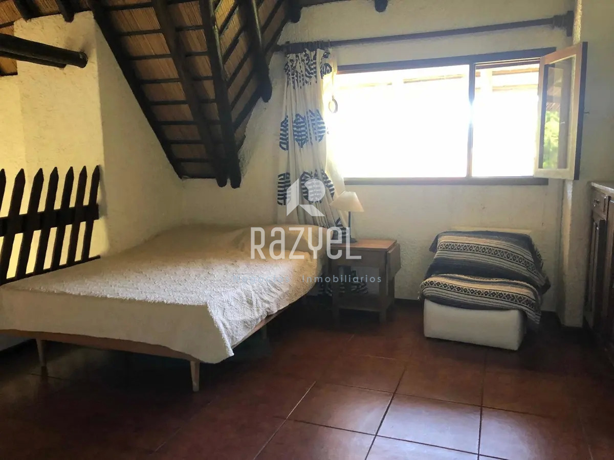 Casa ID.536 - ESPECTACULAR CASA QUINCHO  
