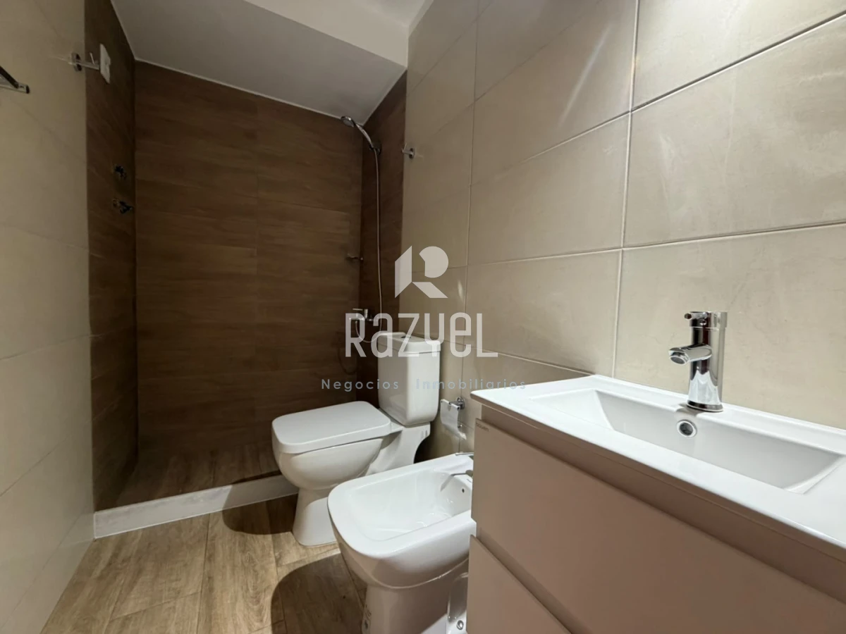 Casa ID.1289 - Casa en venta 3 dormitorios 2 baños Burnett