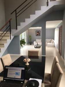 CASA DE 3 DORMITORIOS EN VENTA