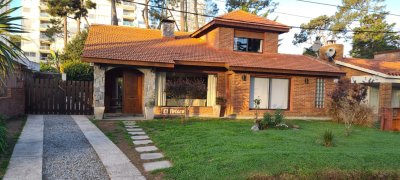 Casa alquiler y venta en zona Cantegril