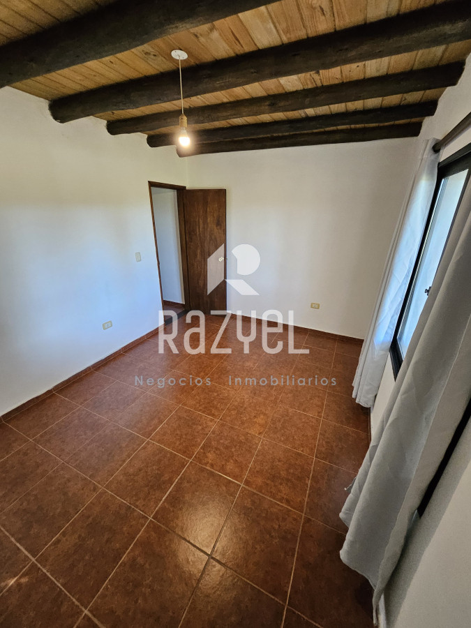 Chacra ID.1013 - Chacra en alquiler anual 2,8ha. Casa nueva, piscina , parrillero.