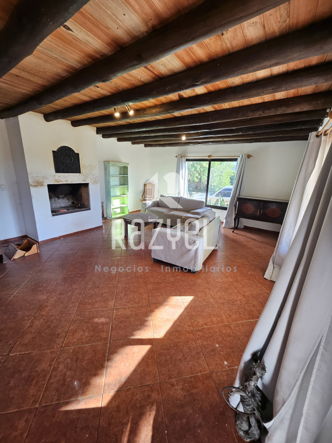 Chacra ID.1013 - Chacra en alquiler anual 2,8ha. Casa nueva, piscina , parrillero.