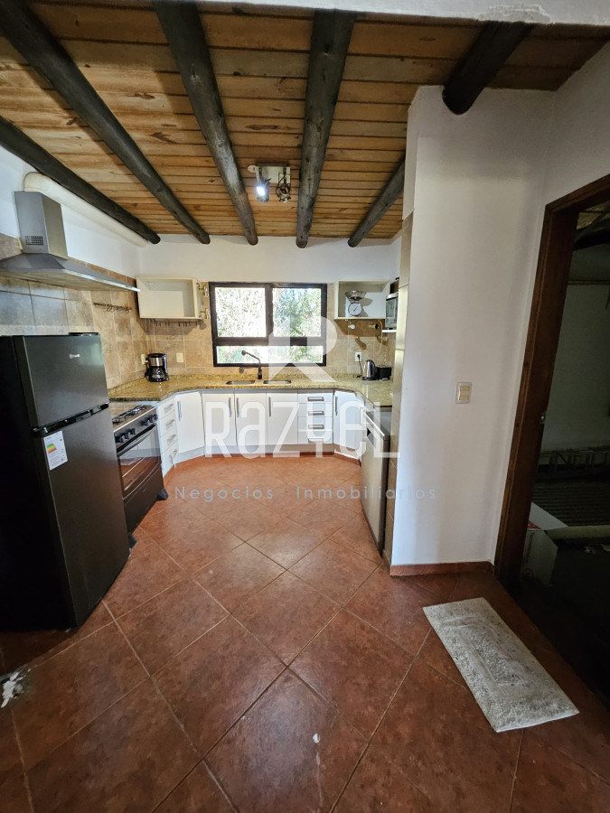 Chacra ID.1013 - Chacra en alquiler anual 2,8ha. Casa nueva, piscina , parrillero.