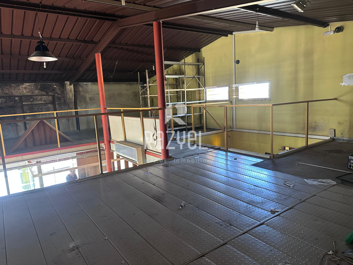 Local Comercial ID.1125 - Alquiler Local 550 m² en Centro de Maldonado.