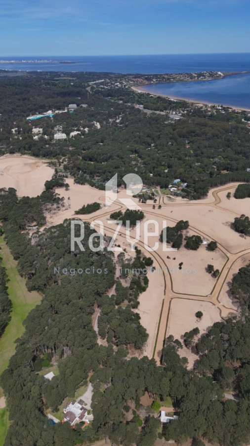 Terreno ID.1132 - Terreno Premium frente al Hoyo 1 del club del lago