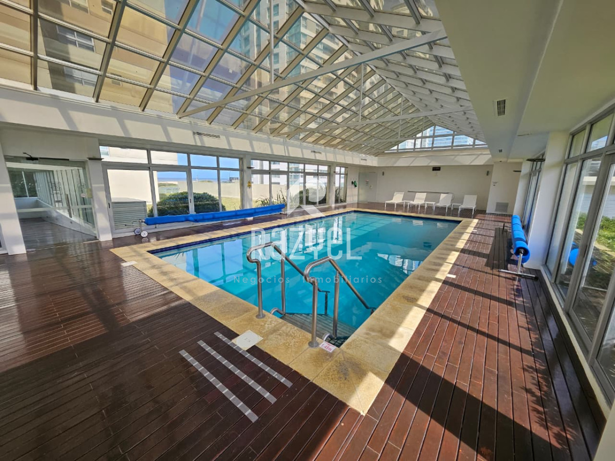Apartamento ID.382 - Venta & Alquiler de Temporada ,primera linea playa Brava, pda 9.
