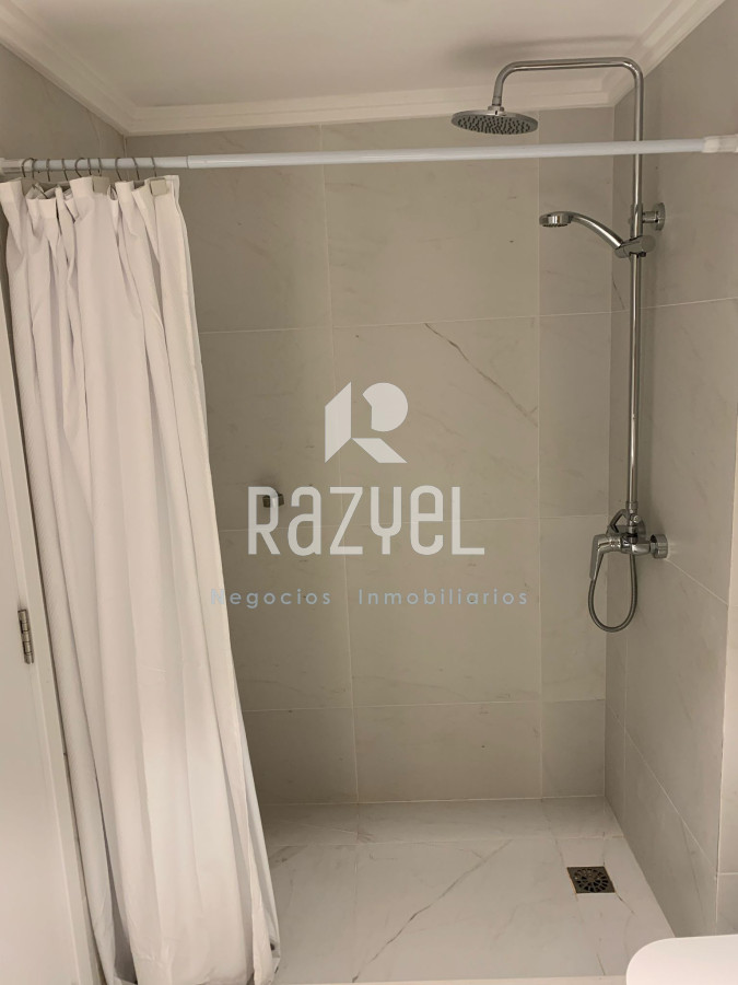 Apartamento ID.903 - Sea Garden 1 dorm en alquiler anual - 