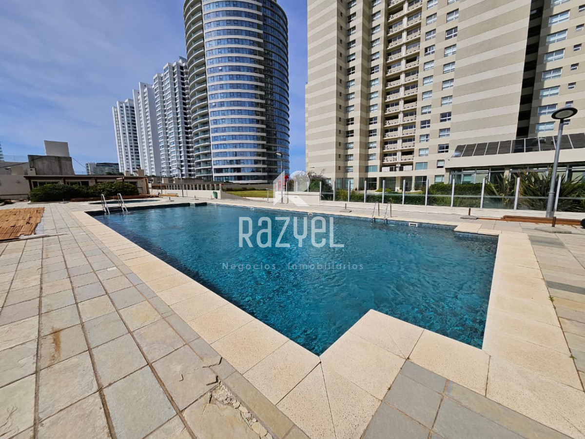 Apartamento ID.382 - Venta & Alquiler de Temporada ,primera linea playa Brava, pda 9.
