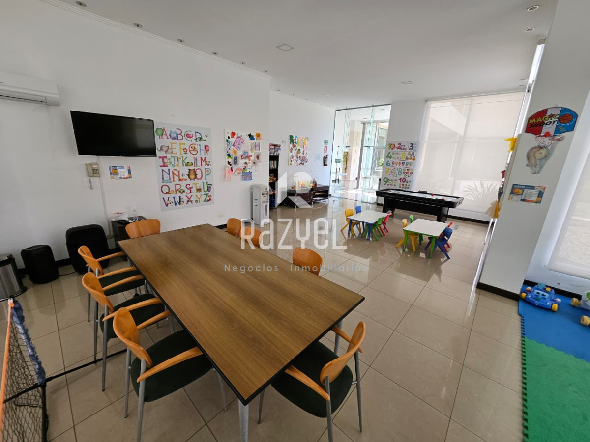 Apartamento ID.382 - Venta & Alquiler de Temporada ,primera linea playa Brava, pda 9.