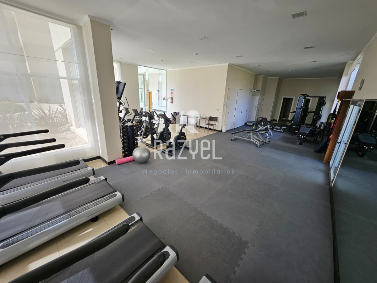 Apartamento ID.382 - Venta & Alquiler de Temporada ,primera linea playa Brava, pda 9.